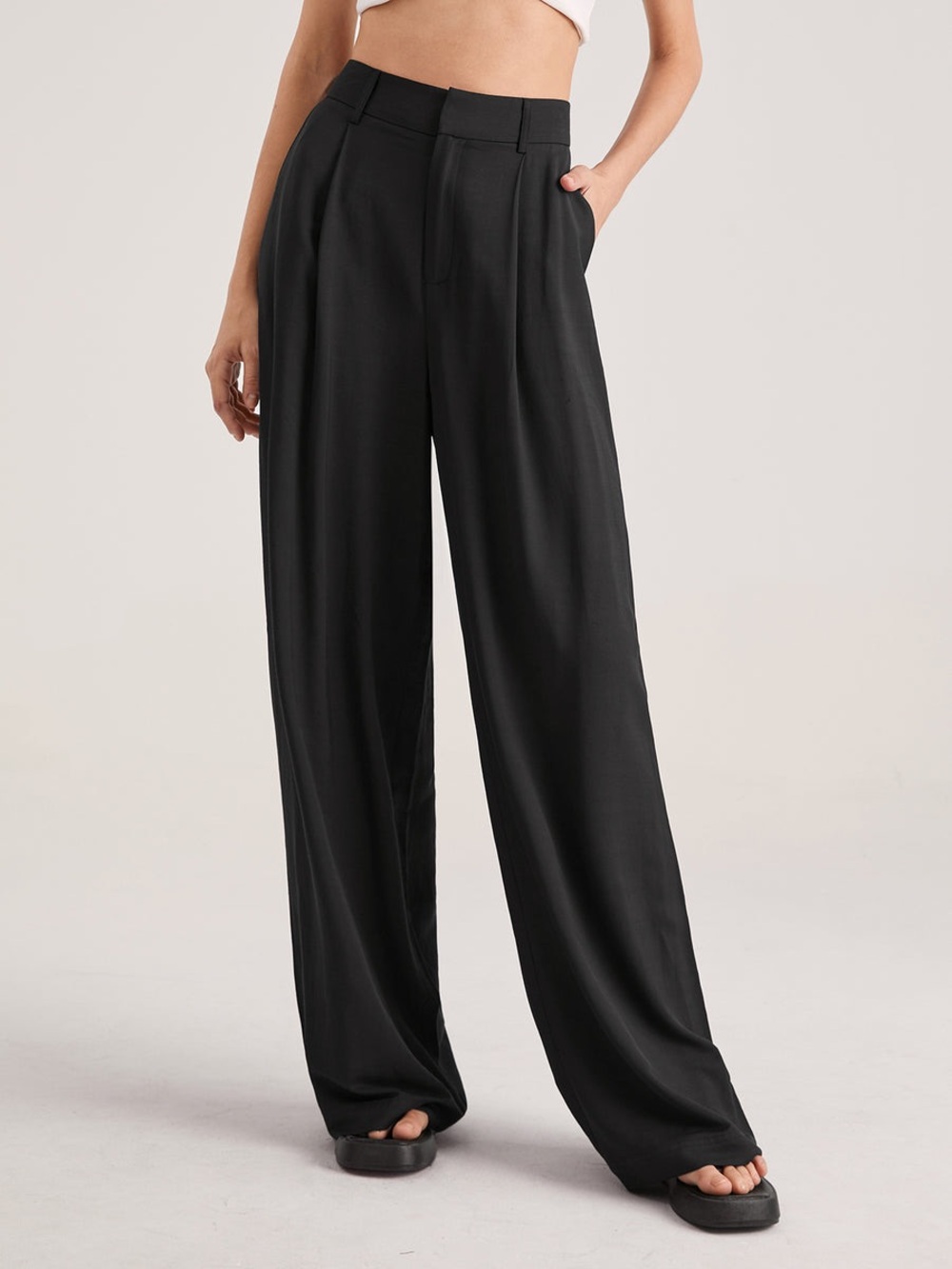 Commense Black Oversized High Waisted Pleat Front Trousers Size Large